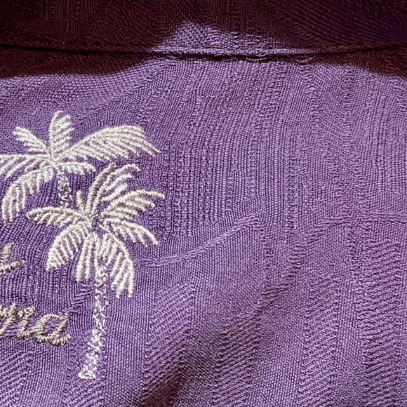 XL Purple Tommy Bahama Silk Camp Shirt - Picture 3 of 3